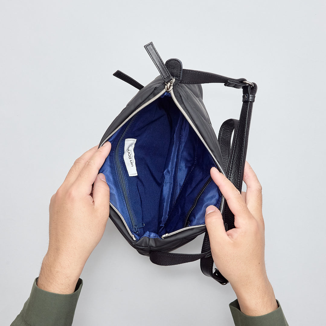 Parrot パロット 薄マチショルダーバッグ – VIA DOAN（ヴィア ドアン）