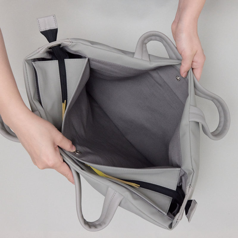 シンプル大人な横型A4トートバッグ　Pincer パンセ