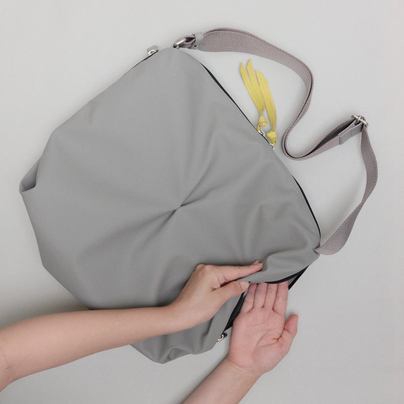 Pincer パンセ ショルダーバッグ