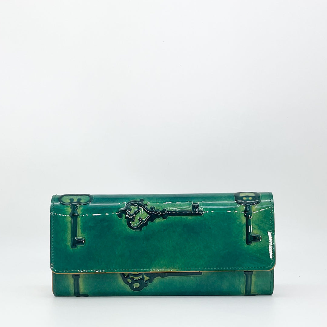 Retro(レトロ) イタリア製牛革のアンティークなかぶせ型長財布