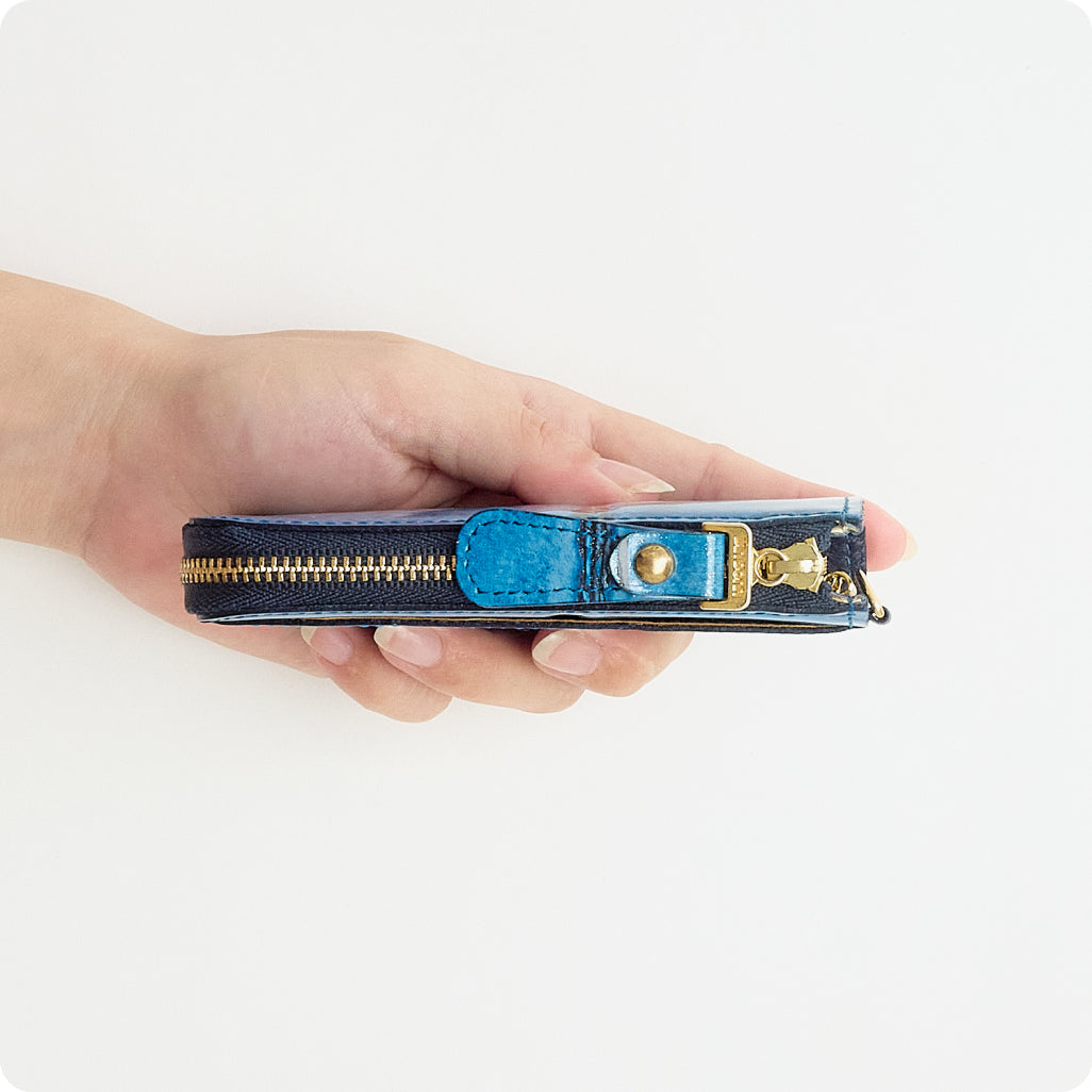 Large Croco (ラージクロコ)さりげないラメの輝きが上品なL字