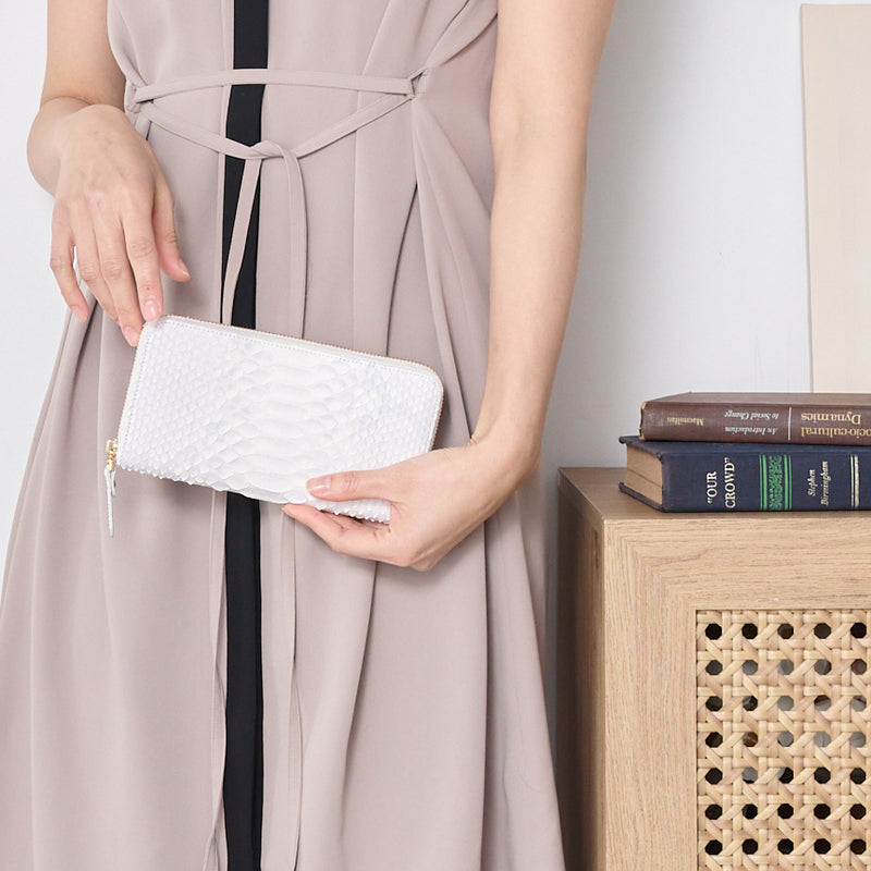 Bran python ブランパイソン ラウンドファスナー型長財布