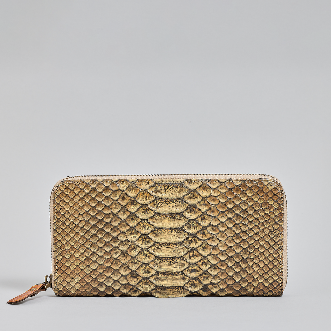 楽天市場】VIA DOAN(ヴィアドアン) Antique python(アンティークパイソン) 薄型 L字ファスナー長財布 ヘビ革 ダイヤモンド パイソン 日本製 471【メッセージカード・ラッピング無料】 : かばんと財布の店 アリスタ