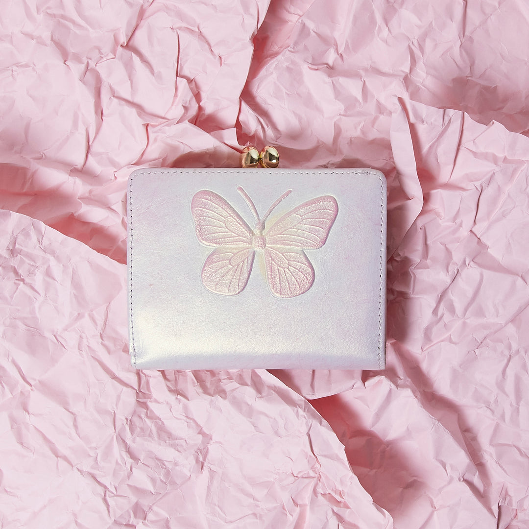 DOLCE 特注イタリアンレザーの蝶が舞う口金付き二つ折り財布 – VIA